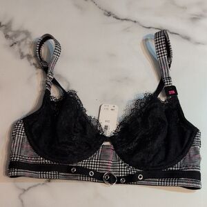 ⚡3/40$⚡ Black and White Lace Bralette